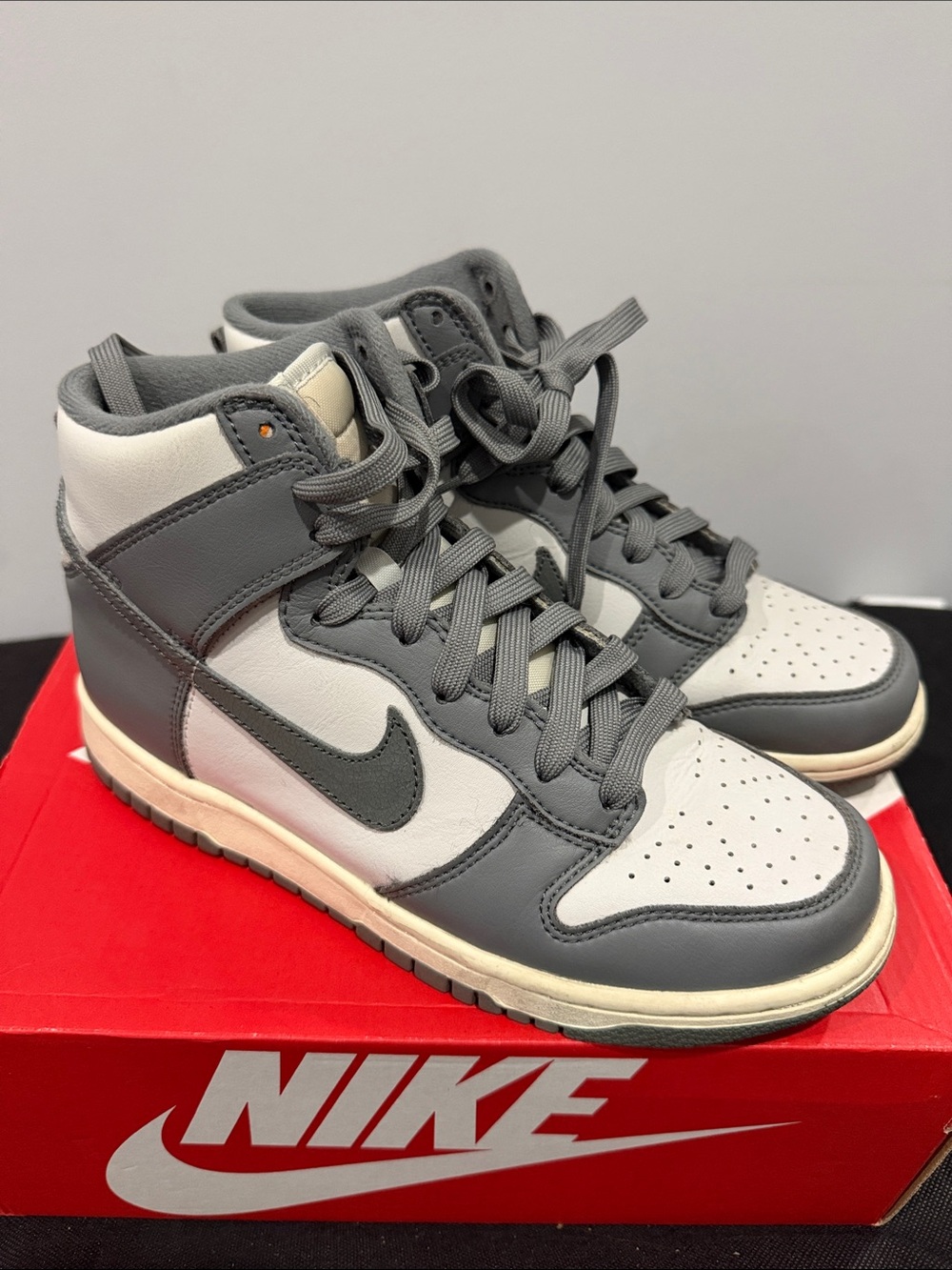 Nike Dunks Kids' High-Top Sneakers in Gray and White - Picture 2 of 6